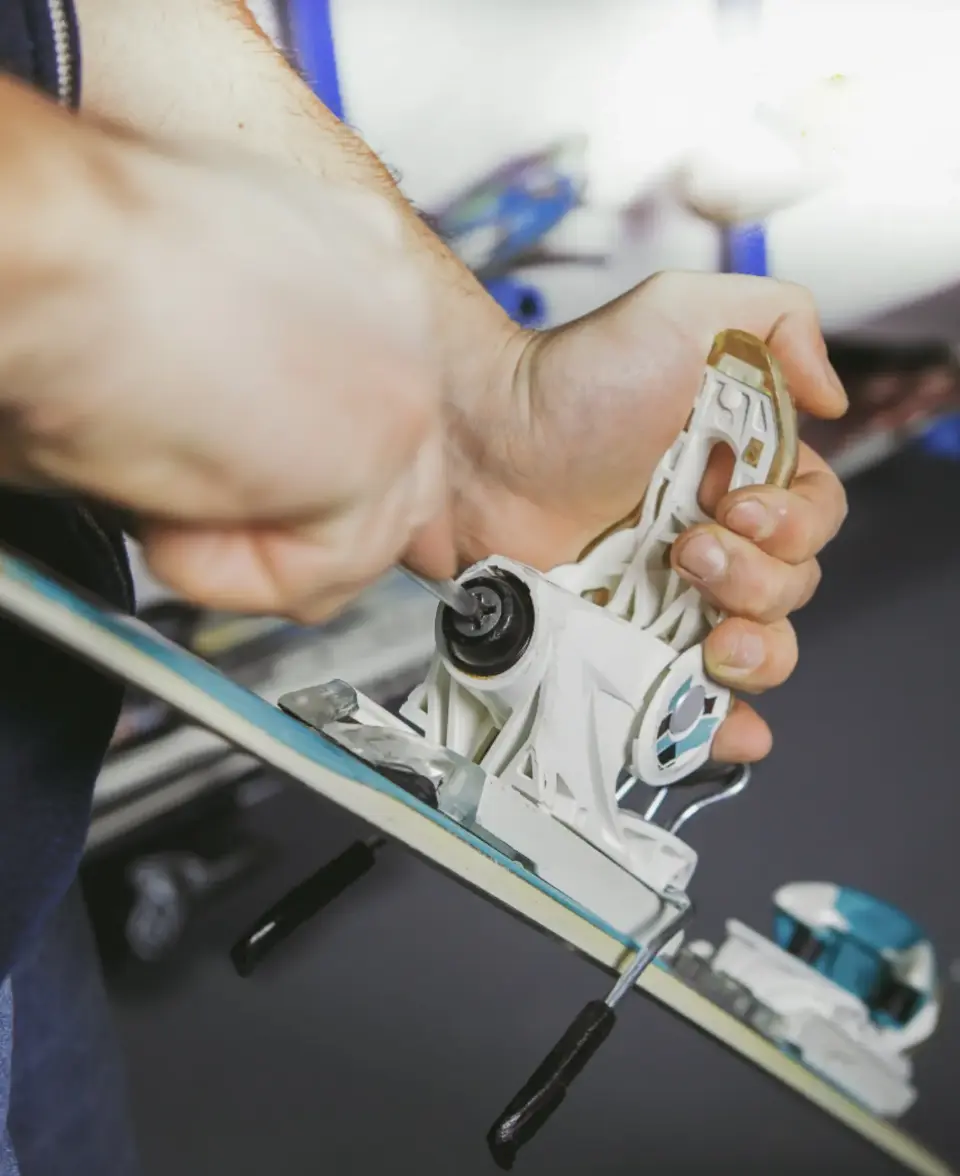 Service-skiservice-stuhleck-snowboardservice-skisaisaon-2-2